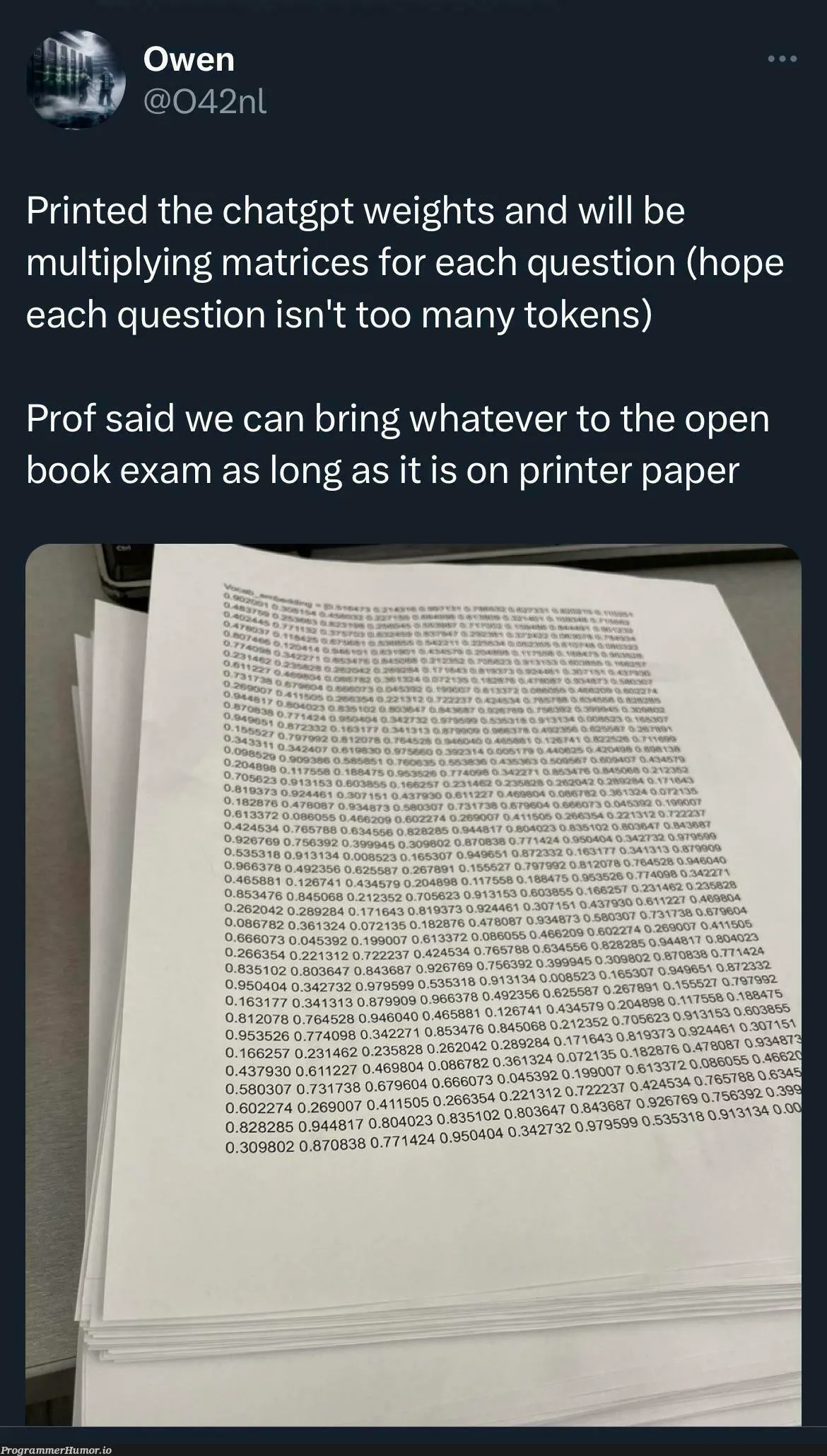Zdroj: https://programmerhumor.io/programming-memes/think-smart-not-hard/